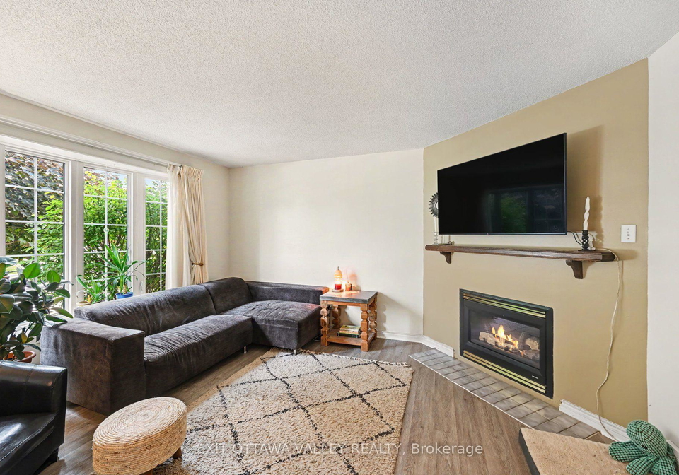 11-maple-drive-arnprior-ontario-x13575288