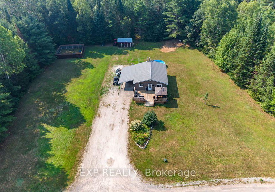 557-pine-street-greater-madawaska-ontario-x13575334