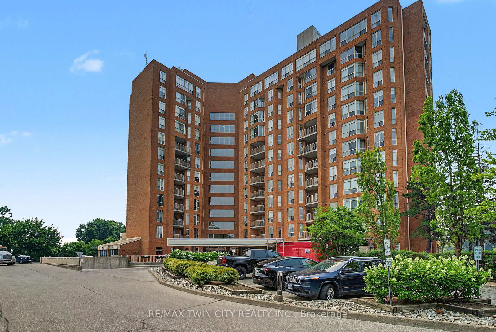803-1414-king-street-e-kitchener-ontario-x13575408