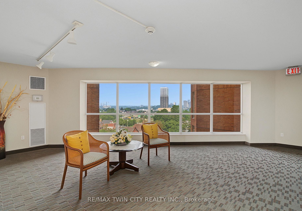 803-1414-king-street-e-kitchener-ontario-x13575408