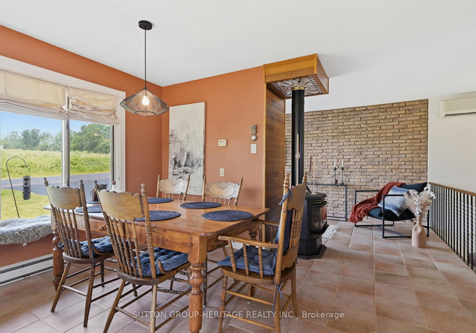 20955-brunon-avenue-kawartha-lakes-ontario-x13575590