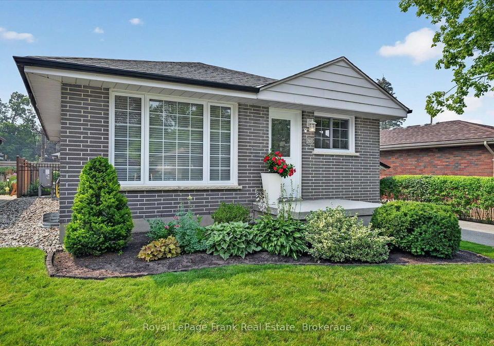 285-st-annes-crescent-peterborough-ontario-x13575662
