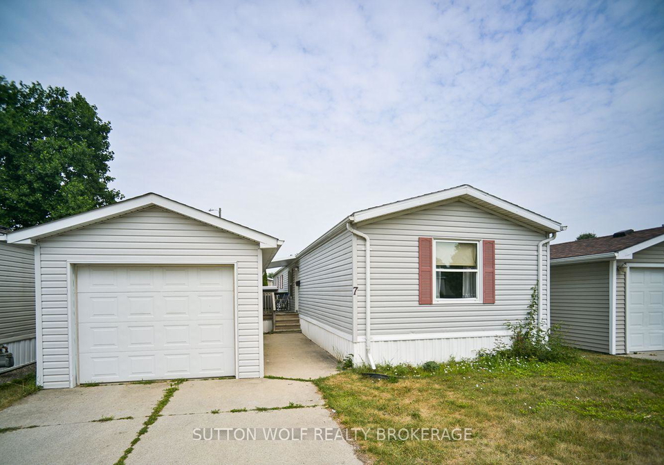 7-stewart-street-strathroy-caradoc-ontario-x13575936