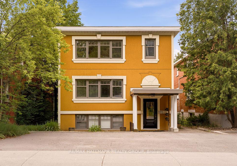 34-lavergne-street-ottawa-ontario-x13575996