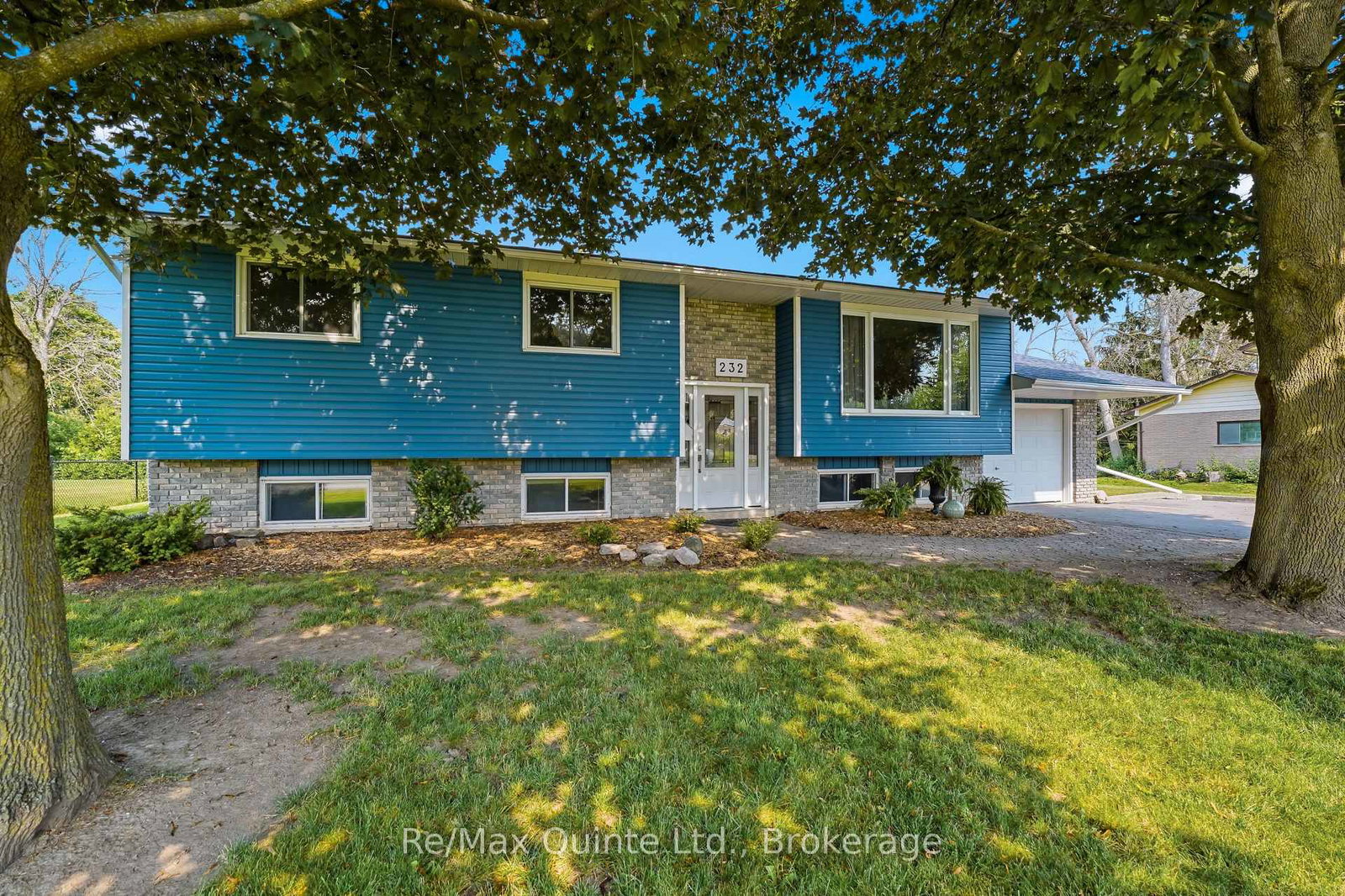 232-colonial-road-quinte-west-ontario-x13576104
