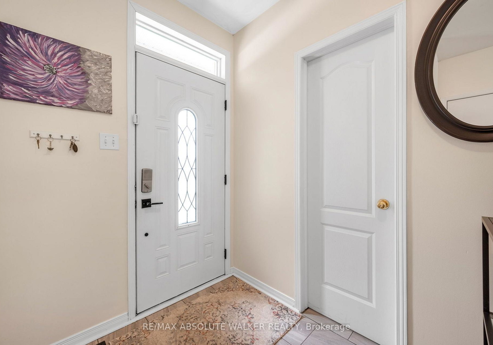 32-roberge-crescent-kanata-ontario-x13576230