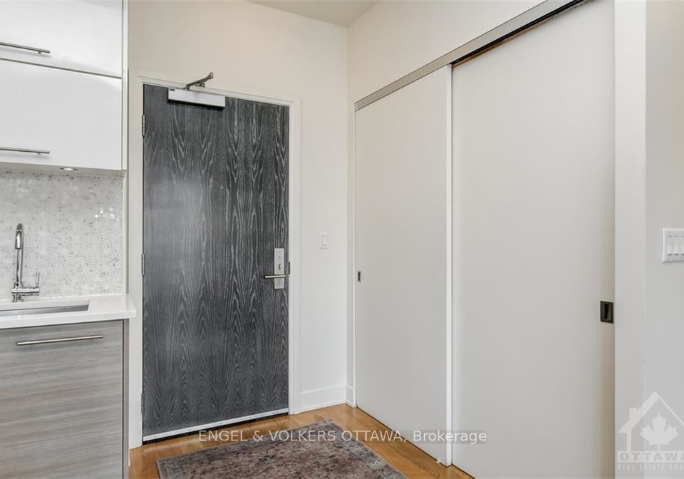 428-sparks-street-ottawa-ontario-x13576304
