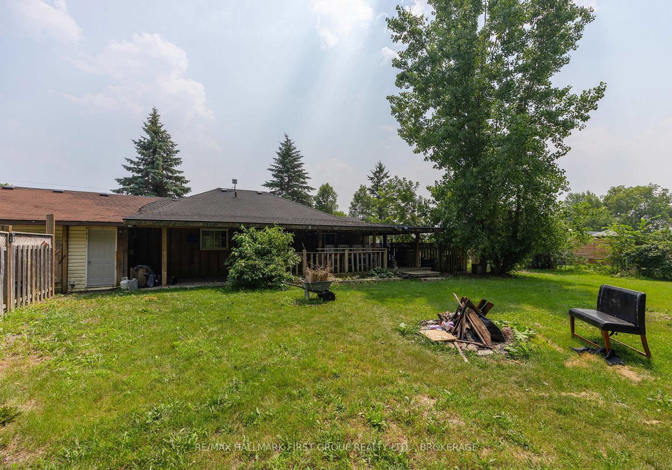 469-absalom-road-loyalist-ontario-x13576386