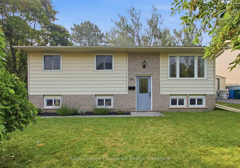 25-radeski-street-quinte-west-ontario-x13576472