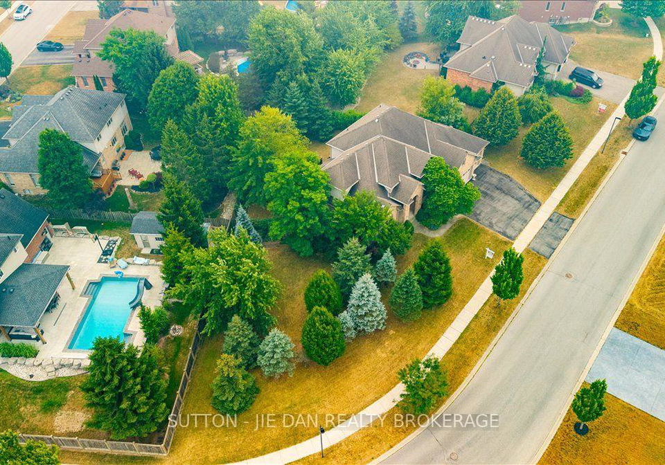 20-earlscourt-terrace-middlesex-centre-ontario-x13576536