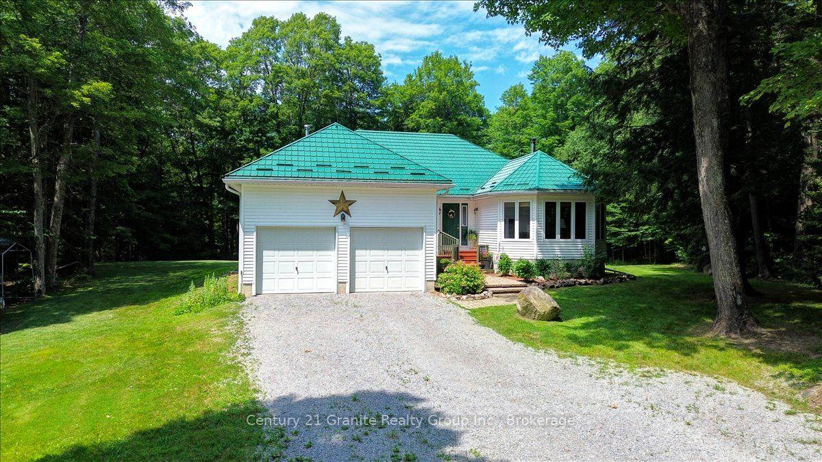 1132-irish-line-road-dysart-et-al-ontario-x13576684