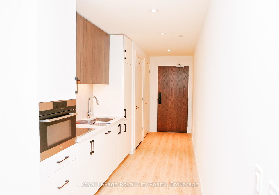 741-king-street-w-kitchener-ontario-x13576928