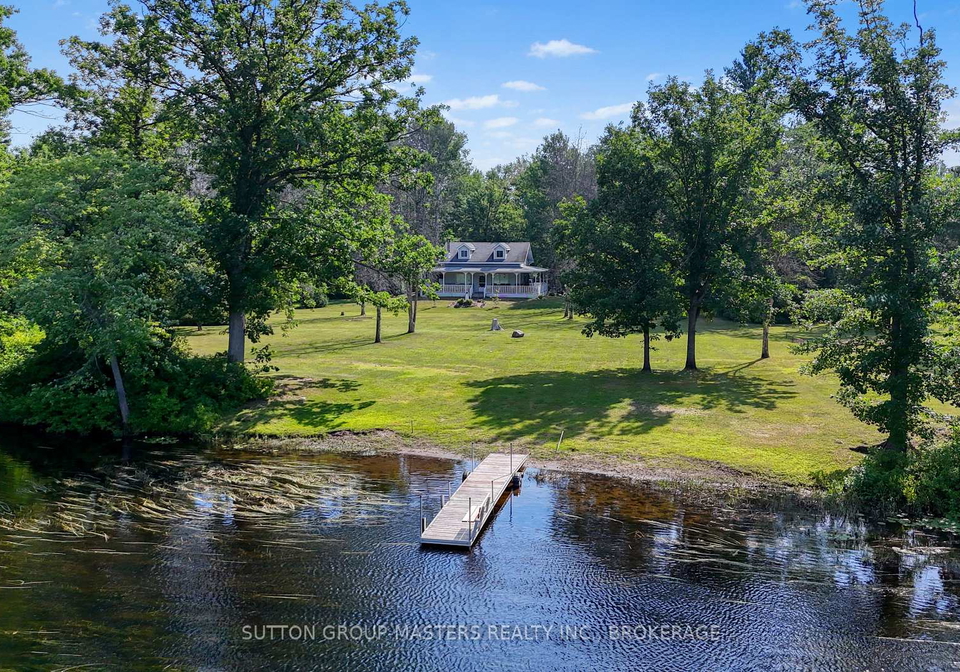 111-wannamaker-lane-tweed-ontario-x13576982