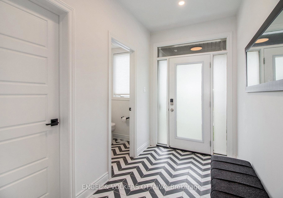 1031-curraglass-walk-ottawa-ontario-x13577114