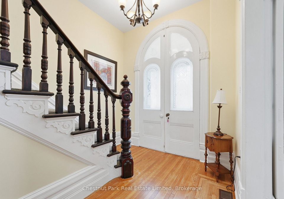 20-ferguson-street-prince-edward-county-ontario-x13577226