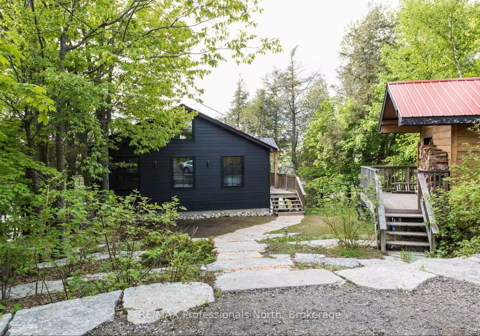 1325-watts-road-dysart-et-al-ontario-x13577504