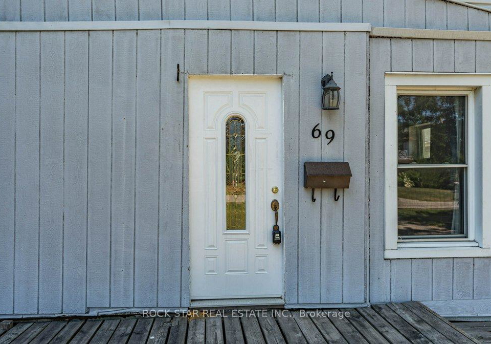 69-teal-avenue-hamilton-ontario-x13577756