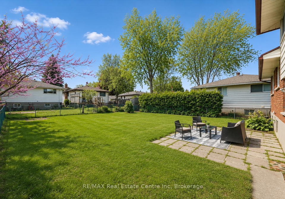 17-glenda-court-guelph-ontario-x13577882