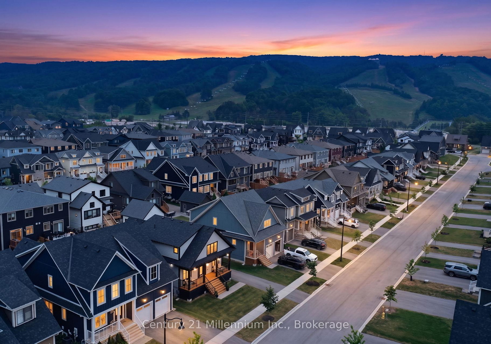 131-courtland-street-blue-mountains-ontario-x13578276
