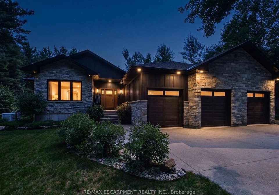 1039-xavier-street-gravenhurst-ontario-x13578318