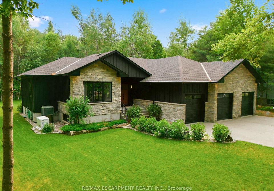 1039-xavier-street-gravenhurst-ontario-x13578318