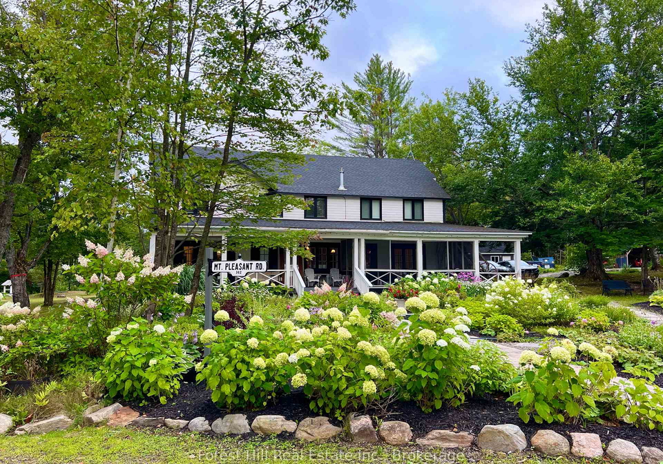 1040-walker-lake-drive-lake-of-bays-ontario-x13578400