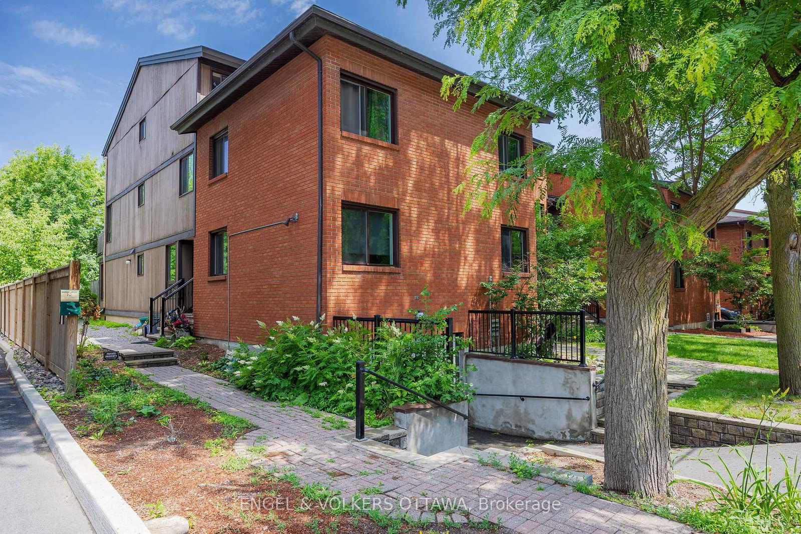 35-robinson-avenue-ottawa-ontario-x13578428
