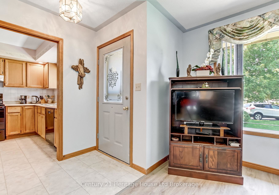 27-orourke-place-e-woodstock-ontario-x13578534