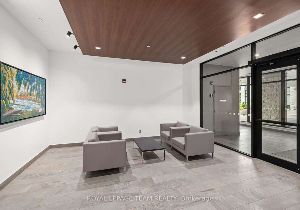 570-de-mazenod-avenue-ottawa-ontario-x13578616