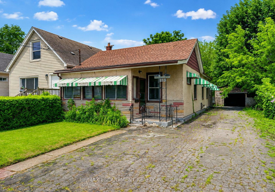 37-page-street-st-catharines-ontario-x13578630