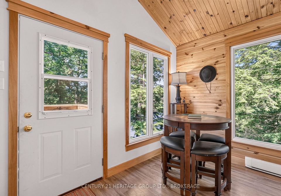 27-goods-island-frontenac-ontario-x13578718