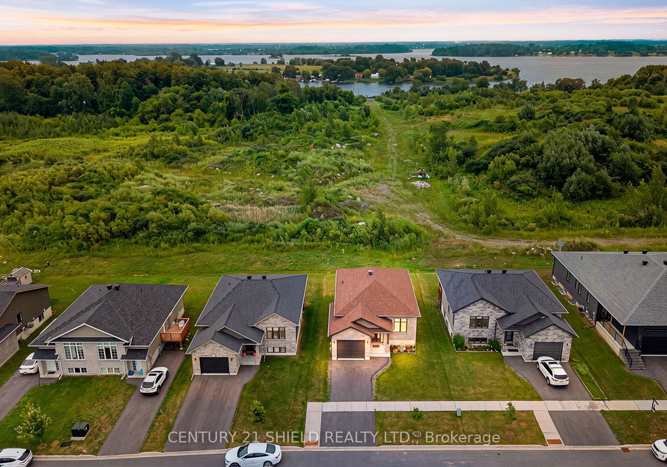 2296-crewson-court-cornwall-ontario-x13578722