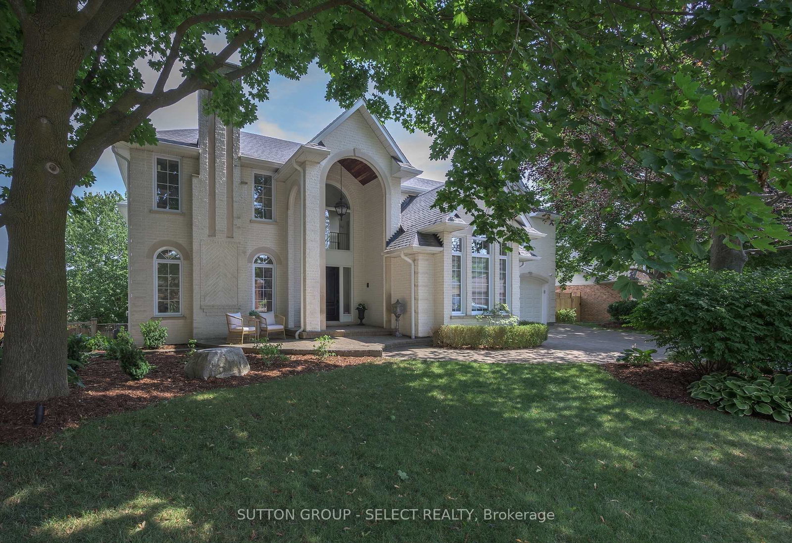 39-butternut-grove-london-south-ontario-x13578782