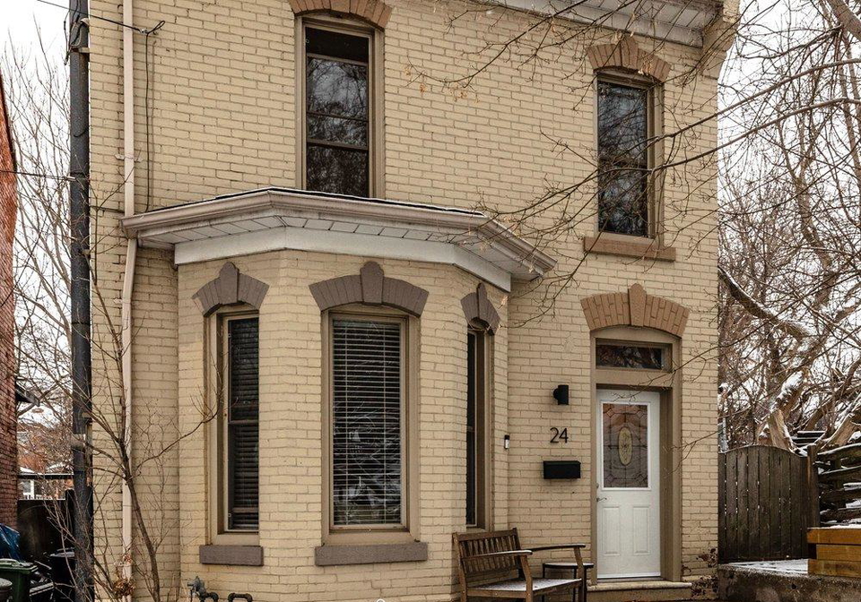 24-baillie-street-hamilton-ontario-x13578786