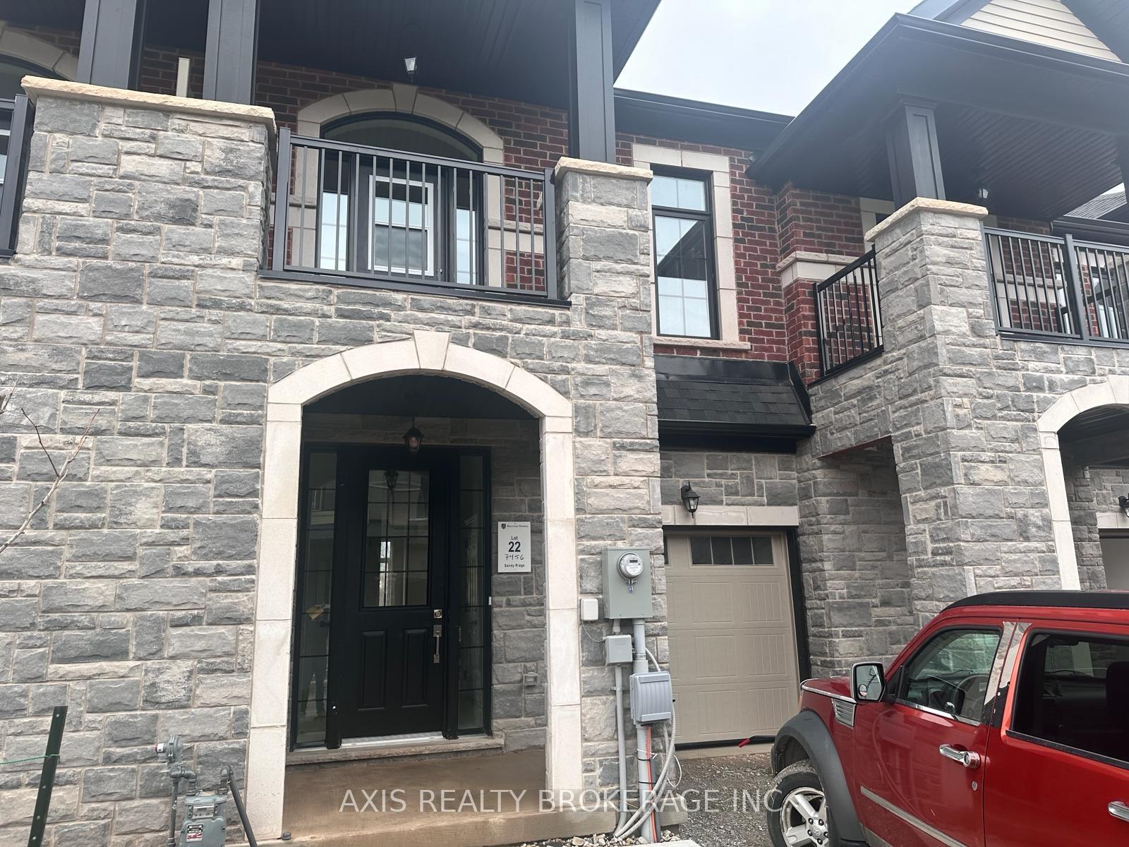 7456-baycrest-common-niagara-falls-ontario-x13578908
