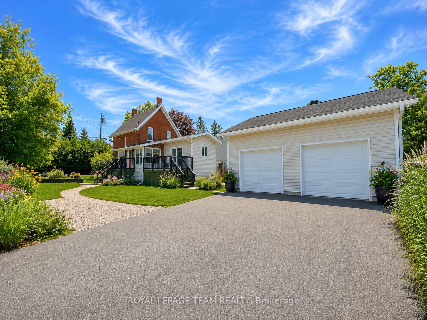 238-park-avenue-carleton-place-ontario-x13578968