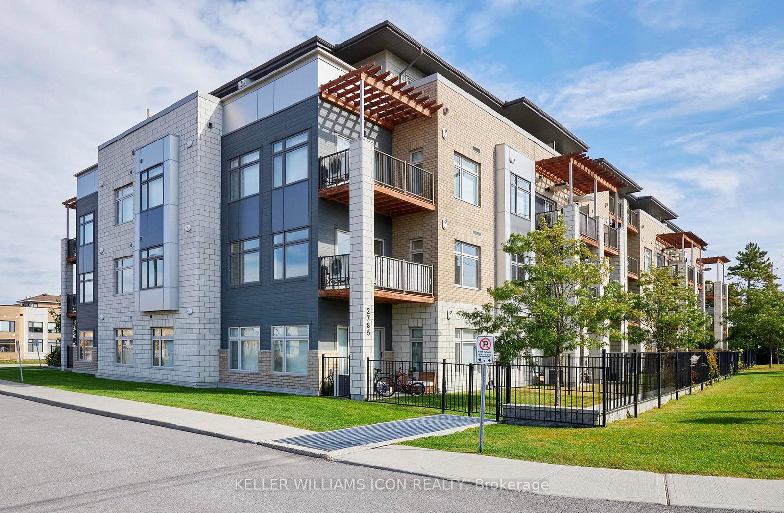 2785-baseline-road-ottawa-ontario-x13579166