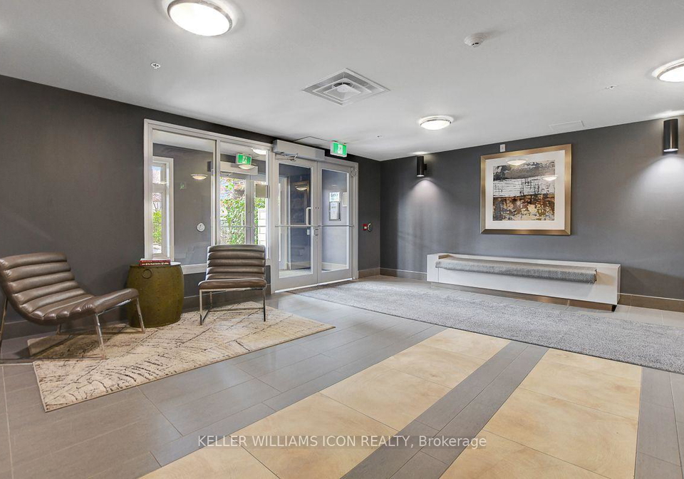 2785-baseline-road-ottawa-ontario-x13579166