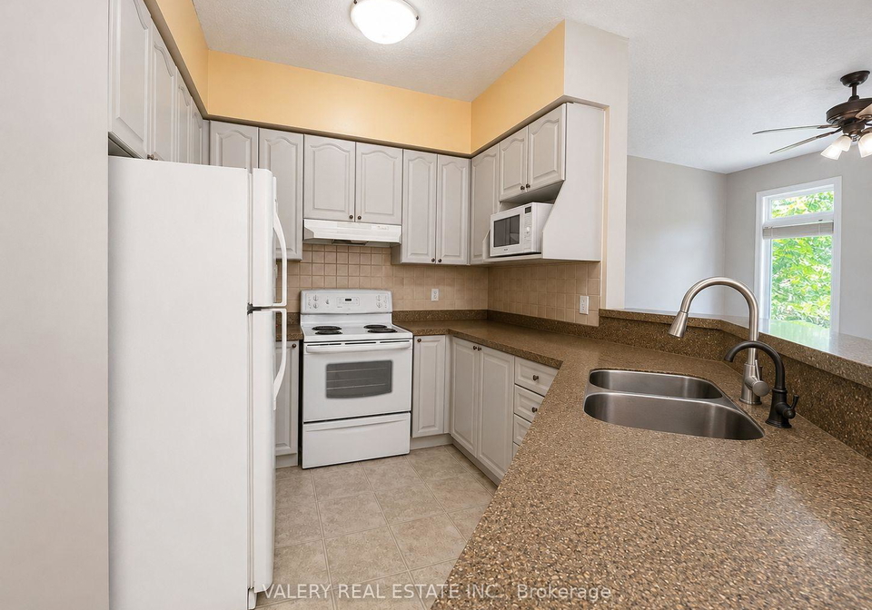555-grasslands-court-waterloo-ontario-x13579240
