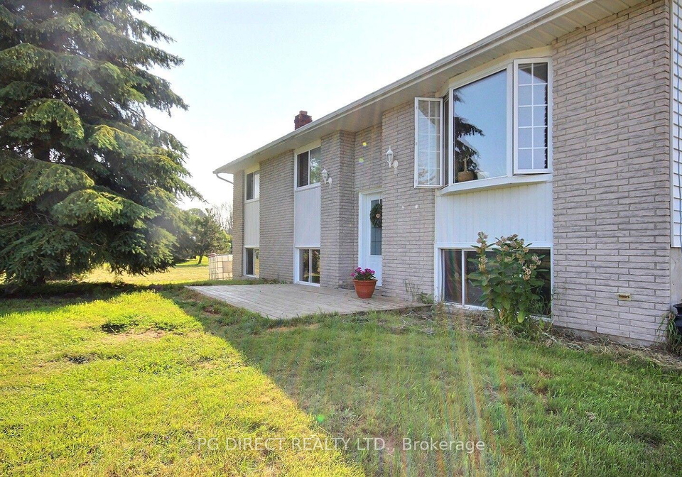 1065-county-road-19-prince-edward-county-ontario-x13579324