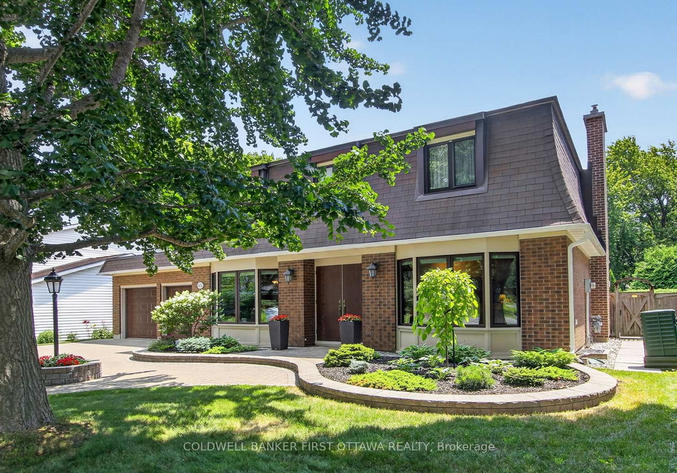 6-cosburn-avenue-ottawa-ontario-x13579352