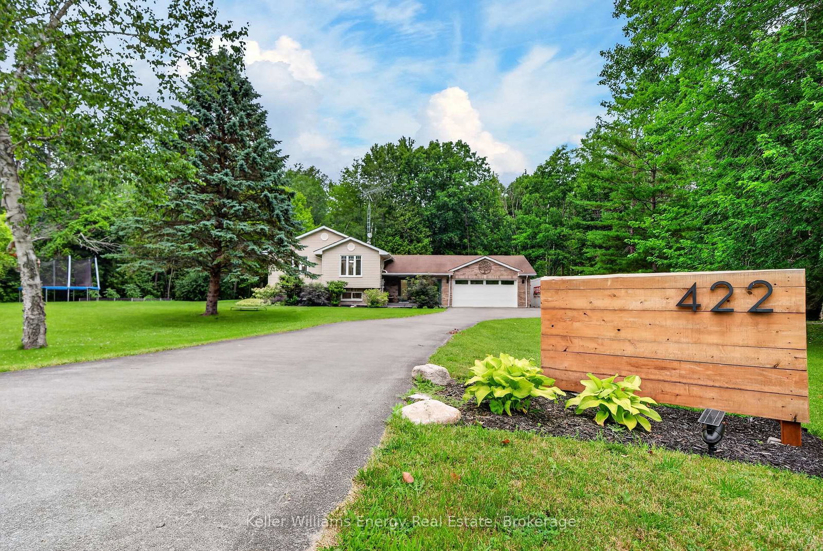 422-gardenville-road-prince-edward-county-ontario-x13579358