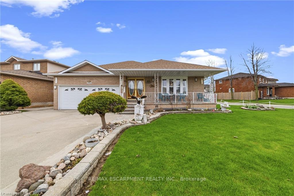 546-dicenzo-drive-hamilton-ontario-x13579372