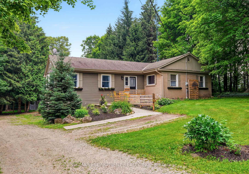 318-10th-concession-road-e-hamilton-ontario-x13579584
