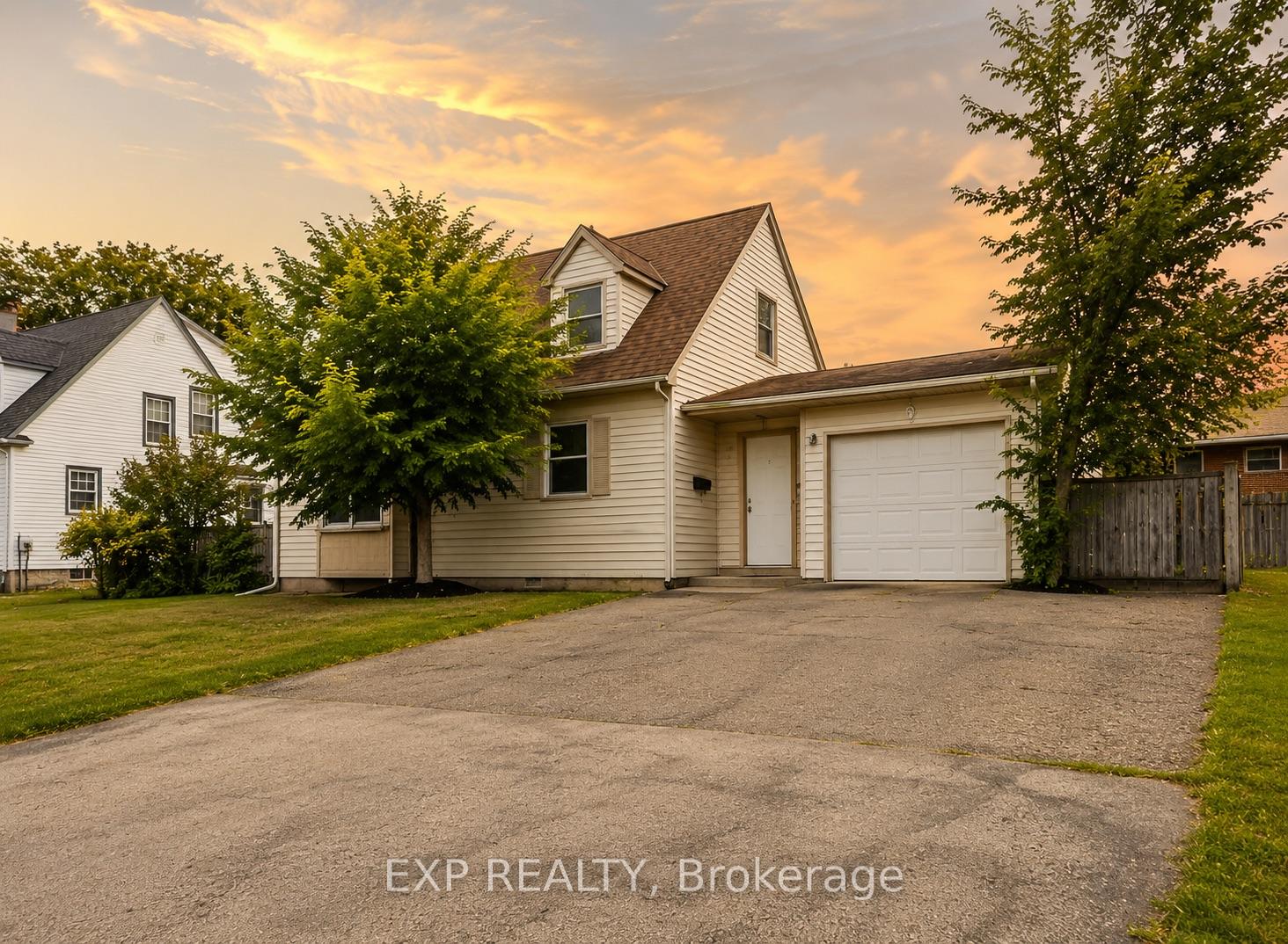 208-thorold-road-welland-ontario-x13579628
