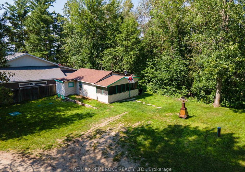 19b-moores-beach-road-whitewater-region-ontario-x13579796