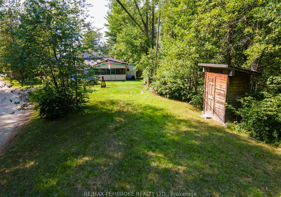19b-moores-beach-road-whitewater-region-ontario-x13579796