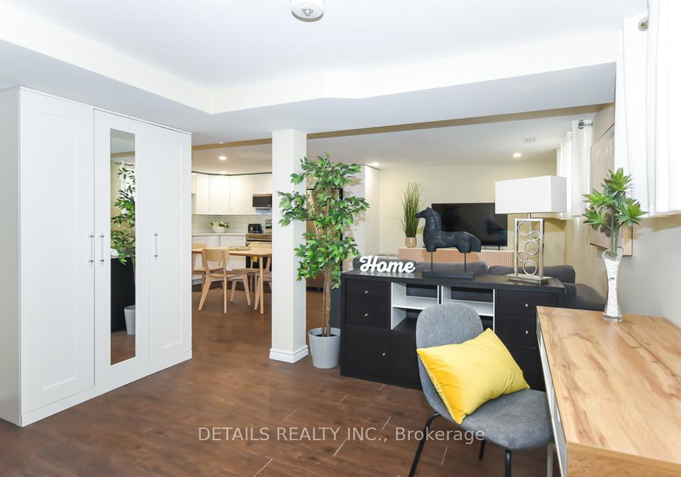 2151-lambeth-walk-ottawa-ontario-x13579842