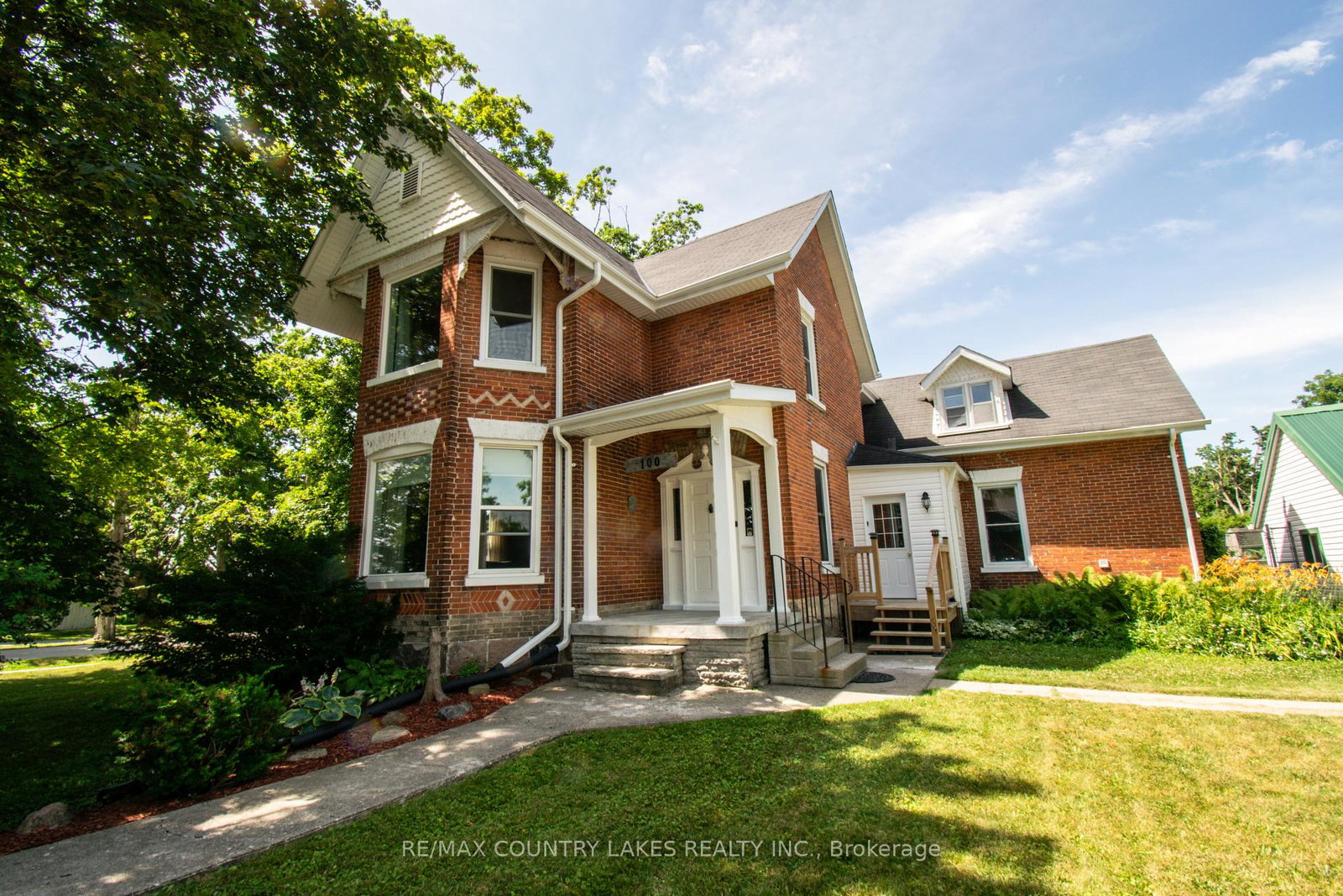 100-nappadale-street-kawartha-lakes-ontario-x13580000