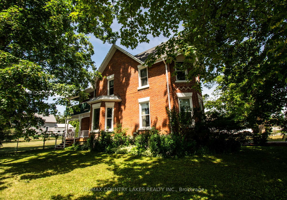 100-nappadale-street-kawartha-lakes-ontario-x13580000